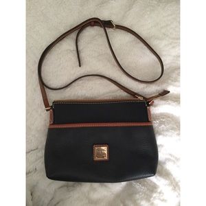 LIGHTLY USED Dooney and Bourke Crossbody